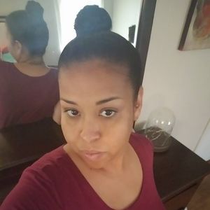 Meet your Posher, Natalie